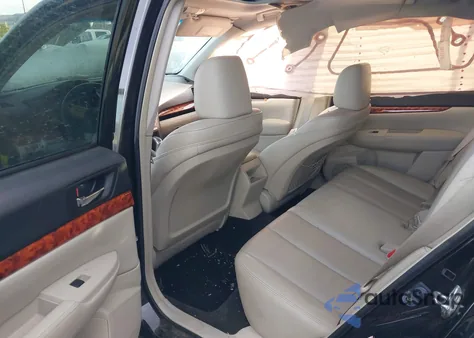 2011 Subaru Outback 2.5I Limited z USA, uszkodzony, nr VIN 4S4BRBKC5B3443680